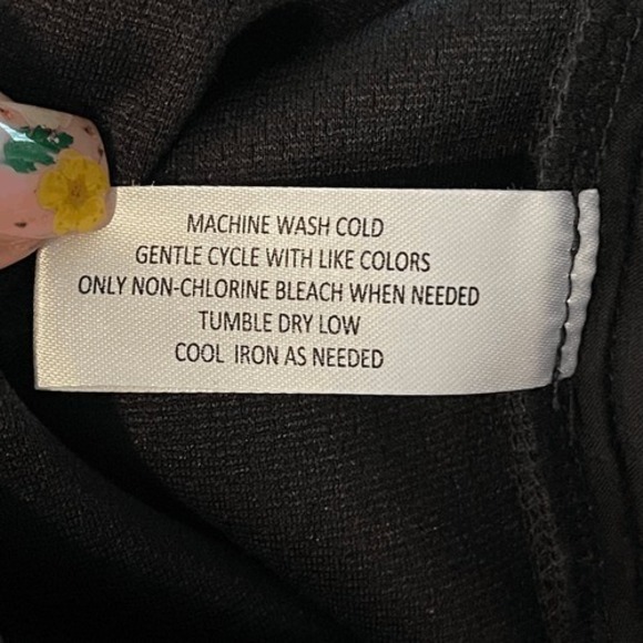 Eloquii Black Jacquard Bell Sleeve‎ Romper Textured Stretch Size 16 - Picture 11 of 11